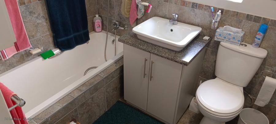 3 Bedroom Property for Sale in Heiderand Western Cape
